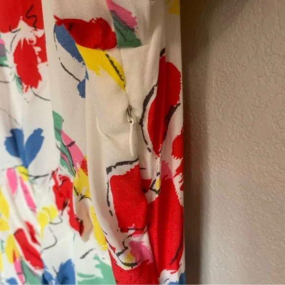 Rixo Feminine & Flirty Floral Puff Sleeve Maxi Dress Size 8 Ivory Red Blue NWT - Picture 11 of 17